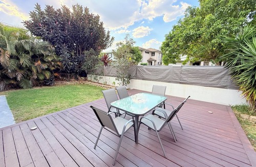 Rochedale House | Home away from home&Pet Friendly