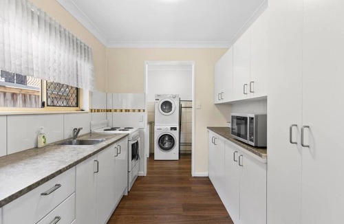 Acacia Ridge Apartment | Homely Getaway at Acacia Ridge 2B1B/AC1