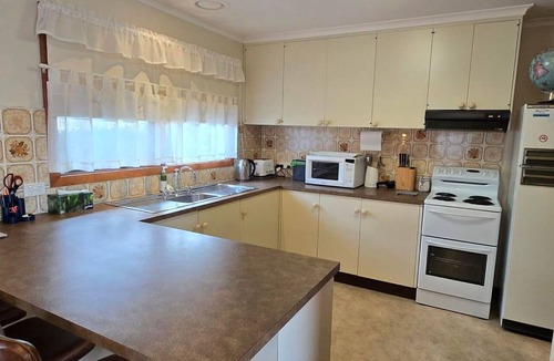 Queenscliff Apartment | Homely - Queenscliff
