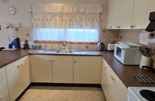 Queenscliff Apartment | Homely - Queenscliff