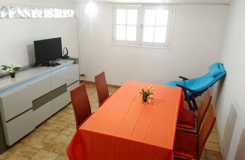 Cayenne House | Homerez - Nice house 4 km away from the beach for 2 ppl. with garden at Cayenne