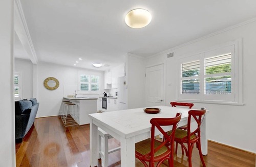 Bathurst Apartment | Hope St Cottage III Private Patio Walk to CBD