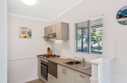 Horrocks Cabin | Horrocks Beach Caravan Park