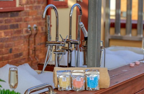 Charleville Hotel | Hotel Corones