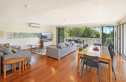Currimundi Apartment | Hume Parade 19, Unit 1, Currimundi