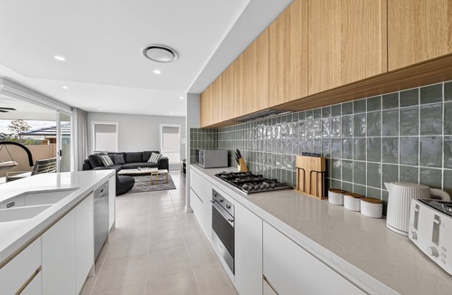 North Rothbury House | Huntlee Hideaway | 5BR Stay at Hunter Region