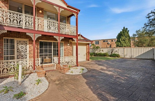 Huskisson House | Husky Hideaway by Experience Jervis Bay