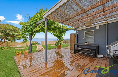 Bonney House | Hyde Cottage
