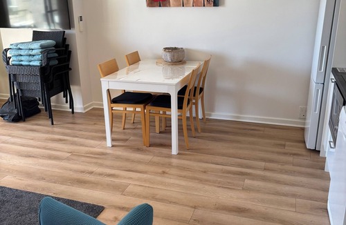 Lorne Apartment | Ideal for couples and small families. 150 m to beach. EV point next to carpark