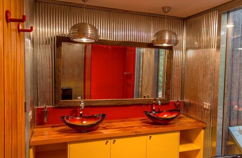 Benwerrin Cabin | Idyllic Accommodation for a Meditation Retreat near Melbourne, Victoria