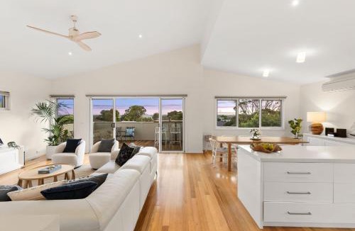 Ocean Grove House | Incredible Elevated Views Pet Friendly
