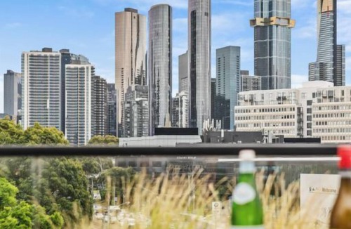 South Melbourne Apartment | Inner City 4 Level Luxury Townhouse+Lift. 3BR 3BTH