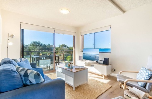 Nelson Bay Apartment | Intrepid, 15 3 Intrepid Close - right on the beachfront and WiFi