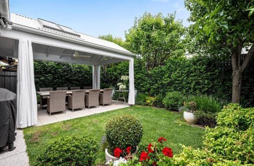Norwood Villa | Iris at Norwood - Luxe Indoor-Outdoor Living near CBD