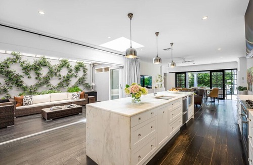 Norwood House | Iris @ Norwood—Luxe Indoor-Outdoor Living near CBD