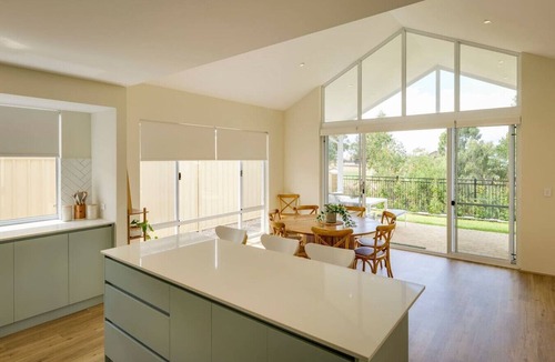 Dunsborough House | Isla Escape - Pet Friendly Fully Air-Conditioned
