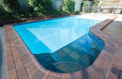 South Toowoomba Hotel | Jacaranda Place Motor Inn