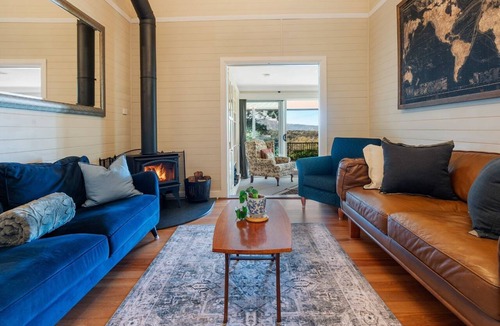 Jaspers Brush House | Jasper Valley House – luxury heritage farm retreat, stunning scenic rural escape