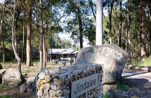 Vacy House | Jindalee Spa Lodge