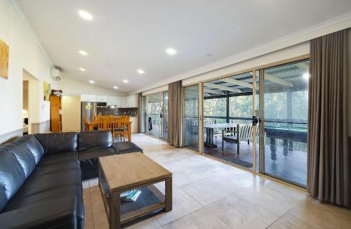 Vacy House | Jindalee Spa Lodge