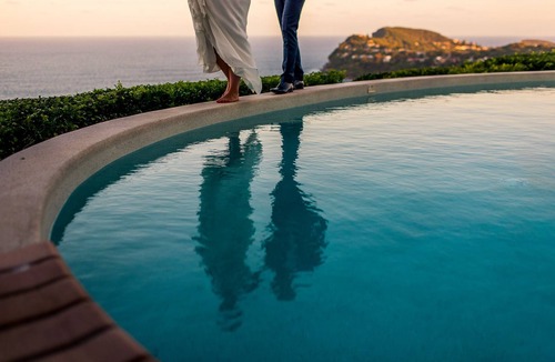 Palm Beach Hotel | Jonahs Restaurant & Accommodation, Whale Beach