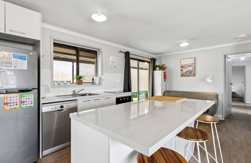 Moonta Bay House | Just About Beachfront - Where Sea Meets Serenity - Moonta Bay