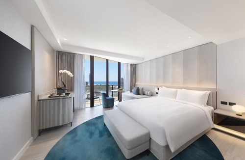 Surfers Paradise Hotel | JW Marriott Gold Coast Resort & Spa