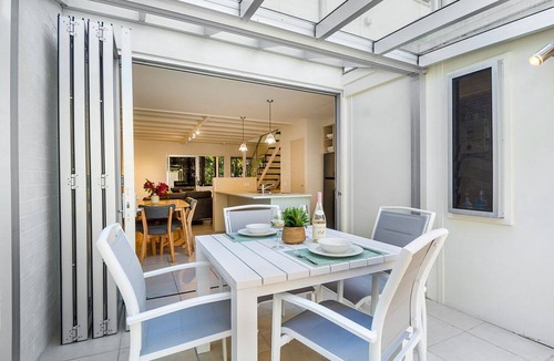 Noosa Heads House | Kareela Court 2 Kareela Avenue 14