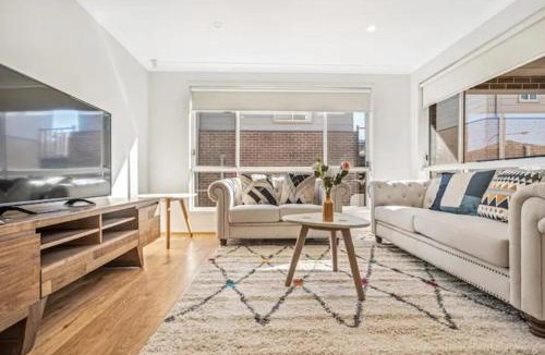 Kellyville House | Kellyvile Delight 5BrHouseShopping Center