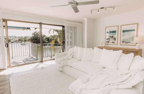 Mooloolaba Apartment | 'Key Point' - Tranquil Getaway - Mooloolaba