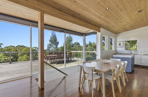 Lorne House | Kiara