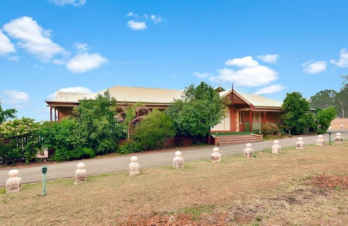 Pokolbin Apartment | King 1 - close proximity to Bimbadgen Hope Estate