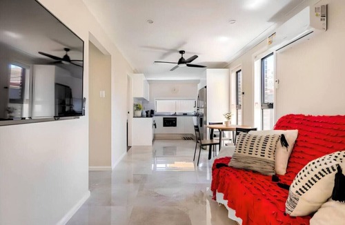 Kingswood House | Kingswood Cosy Estate/11BR
