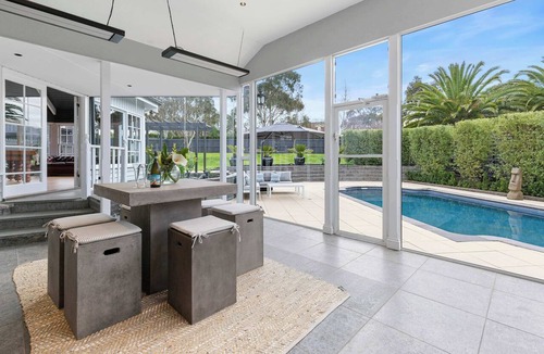 Frankston South House | Kirinaran Manor | Pool & Games Room