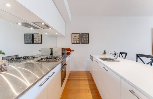 Norwood House | Koala Arcady Modern 3BR Norwood Retreat Near City