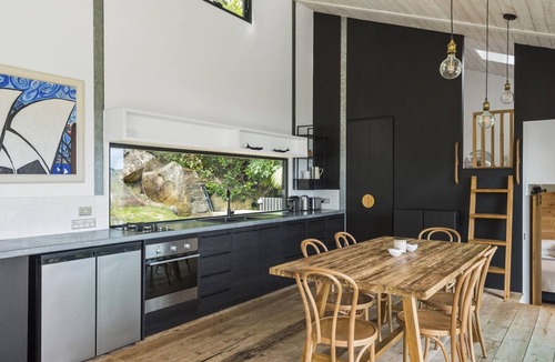 Palm Beach House | Kookaburra Lookout by Palm Beach Holiday Rentals