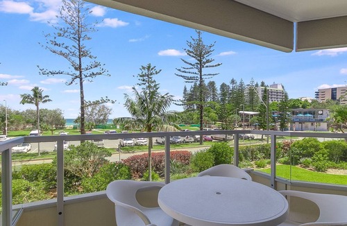 Coolangatta Apartment | Kooringal Unit 4