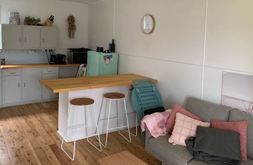 Erowal Bay House | Kozy Kallaroo - Little Grey cottage