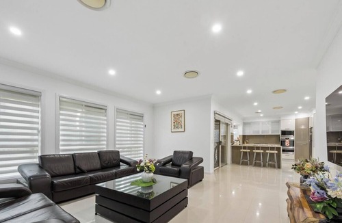 Blacktown House | KozyGuru | Blacktown | Modern Family Retreat