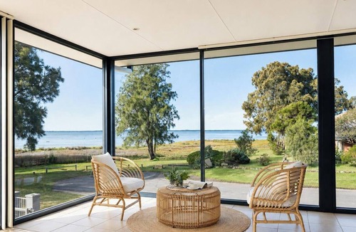 Chittaway Point House | KozyGuru MayView | Lakeside Luxe Retreat