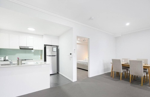 Wolli Creek Apartment | KozyGuru | Wolli Creek | Stylish Urban Retreat