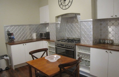 Bathurst House | "La Dentella" French for Lace -Exquisite Luxury Terrace in Bathurst CBD