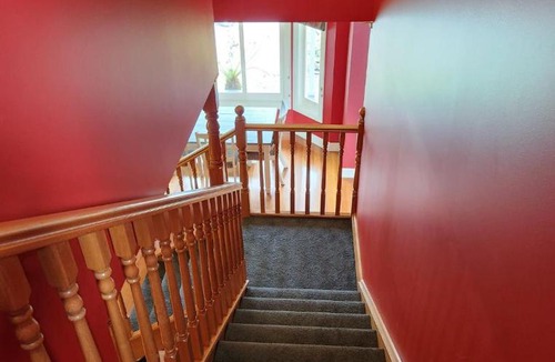Strahan Apartment | Lady Heleena's At Strahan