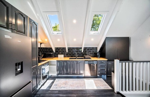 North Tamborine Other | Lake front 5 Acre Farmstead with 2 dwellings