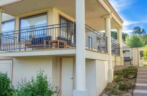 Lake Hume Village Apartment | Lake View Villa 2 - Lake Hume Resort