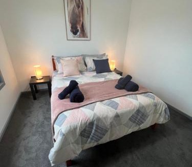 Raymond Terrace Apartment | Lakeside Residence