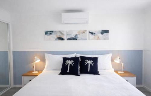 Urangan Apartment | Lakeside Views