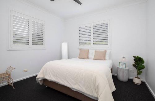 Pelican House | Lakeview Haven - Laid-back Days by Pelican Foreshore