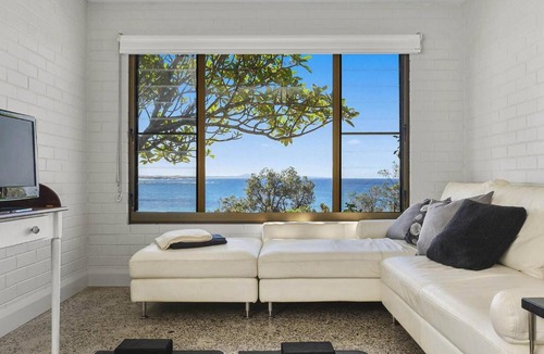 Woolgoolga House | Landis On Pollack