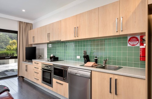 Thredbo Apartment | Lantern 13- Deluxe Apartment nestled in the Snowy Mountains.